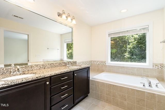 417 Christian Creek Place, Cary, NC 27519