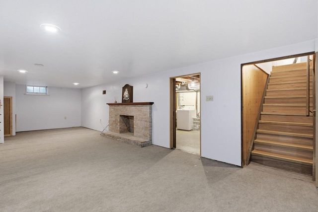 240 Prospect DRIVE, Brookfield, WI 53005