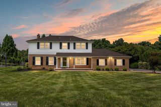 205 CLOVER DR, Hockessin, DE 19707