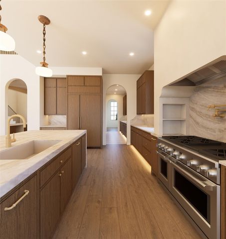 7905 Westwood Drive, Houston, TX 77055