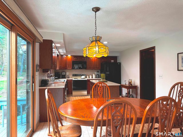 237 Silver Street, Granby, CT 06060