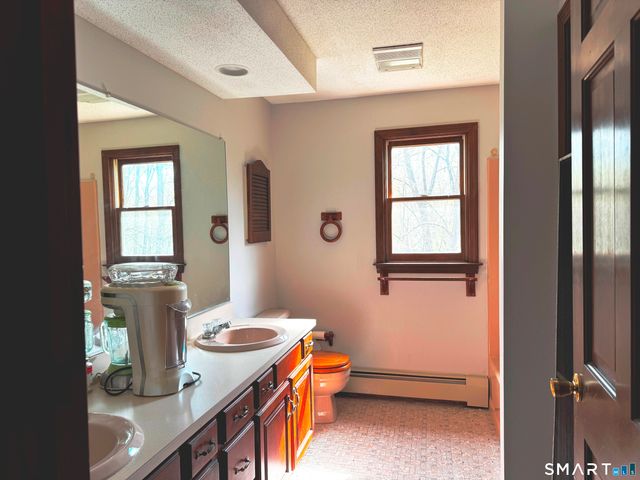 237 Silver Street, Granby, CT 06060