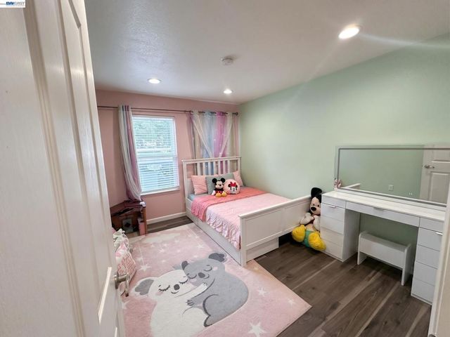 29599 Vanderbilt St 204, Hayward, CA 94544