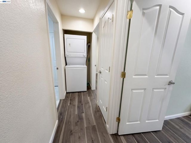 29599 Vanderbilt St 204, Hayward, CA 94544