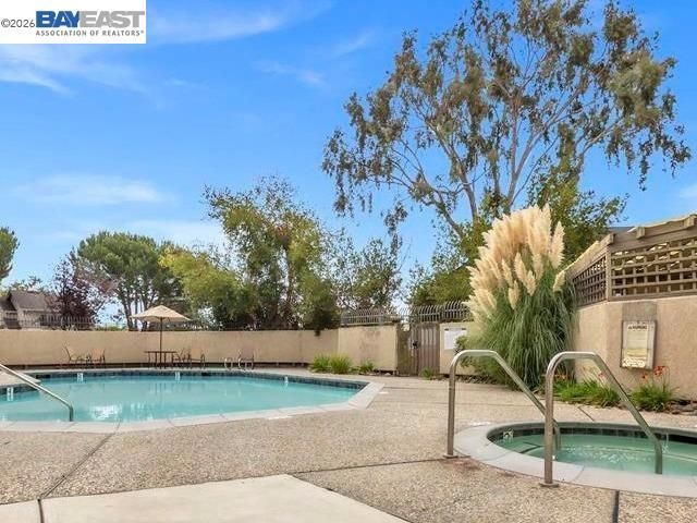 29599 Vanderbilt St 204, Hayward, CA 94544
