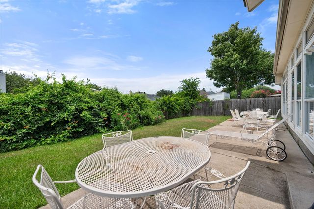 6604 High Brook Drive, Fort Worth, TX 76132