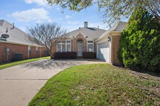 6604 High Brook Drive, Fort Worth, TX 76132