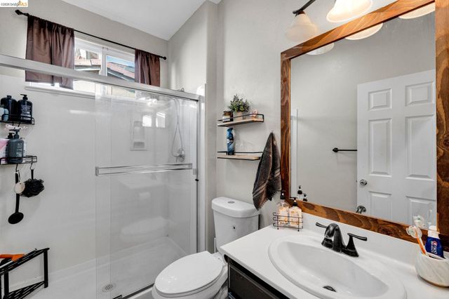 2340 Cambridge Dr, Discovery Bay, CA 94505
