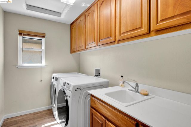 2340 Cambridge Dr, Discovery Bay, CA 94505