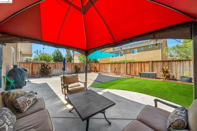 2340 Cambridge Dr, Discovery Bay, CA 94505