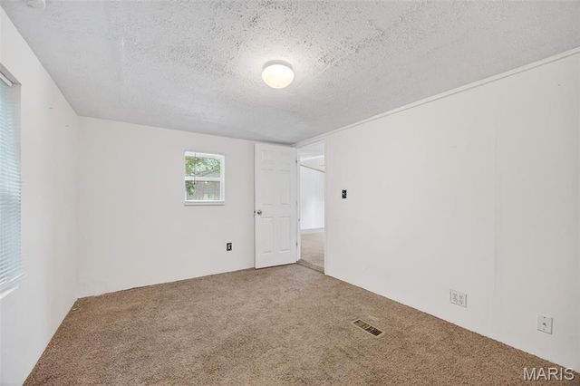 1203 Highway J, Troy, MO 63379