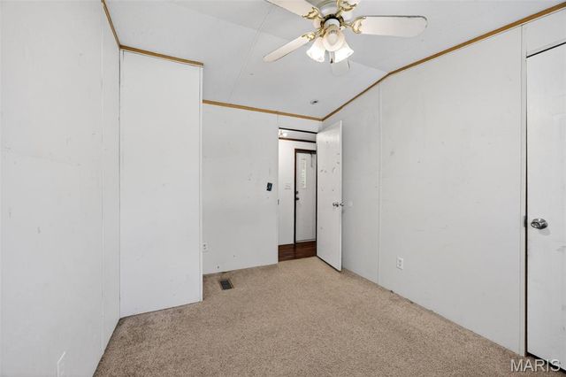 1203 Highway J, Troy, MO 63379