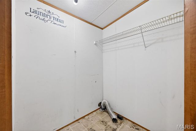 1203 Highway J, Troy, MO 63379