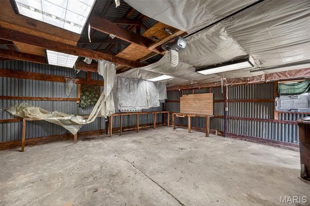 1203 Highway J, Troy, MO 63379