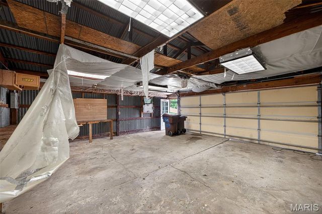 1203 Highway J, Troy, MO 63379