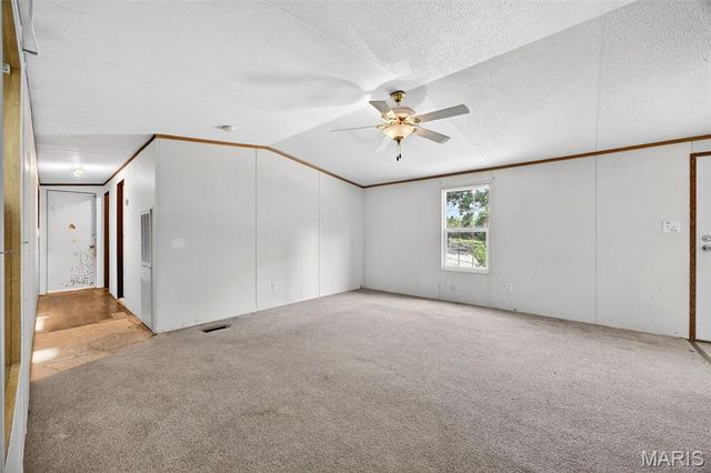 1203 Highway J, Troy, MO 63379
