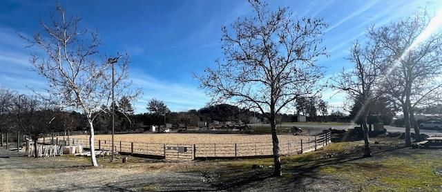 2073 Maydress Ct, Cool, CA 95614