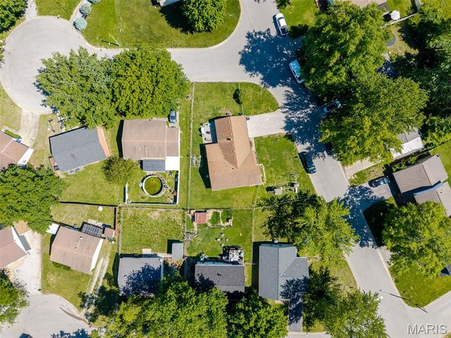 91 Arabelle Drive, Belleville, IL 62220