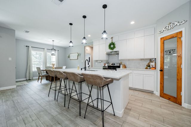 7679 Caddo Creek Road, Quinlan, TX 75474