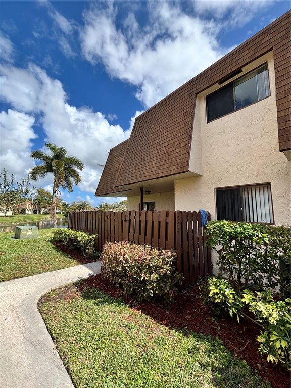 224 San Remo Boulevard 224, North Lauderdale, FL 33068