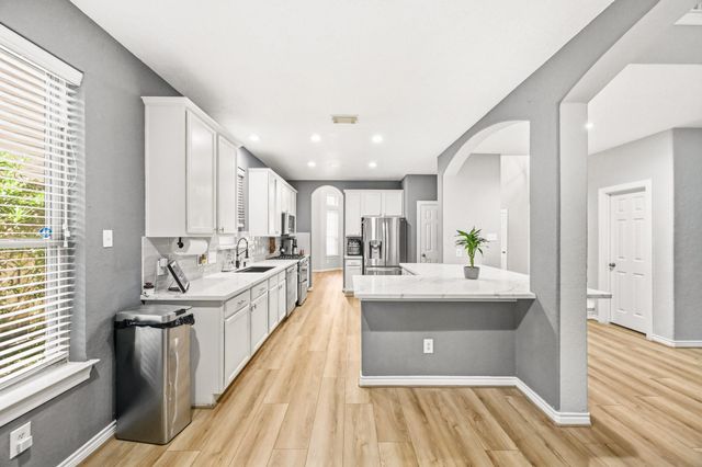 10031 Small Pebble Way, Humble, TX 77396