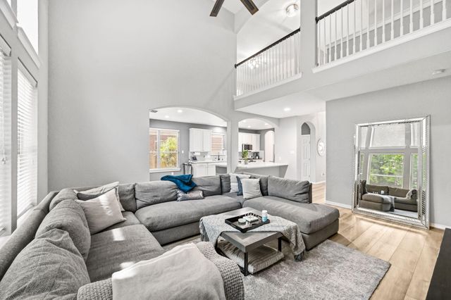 10031 Small Pebble Way, Humble, TX 77396