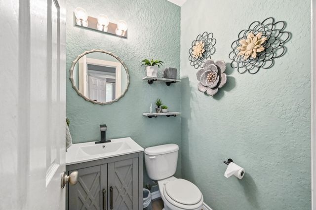 10031 Small Pebble Way, Humble, TX 77396