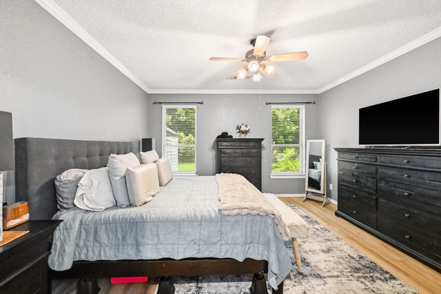 10031 Small Pebble Way, Humble, TX 77396