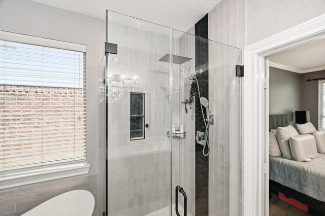 10031 Small Pebble Way, Humble, TX 77396