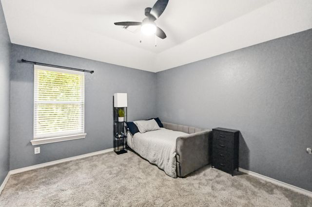10031 Small Pebble Way, Humble, TX 77396