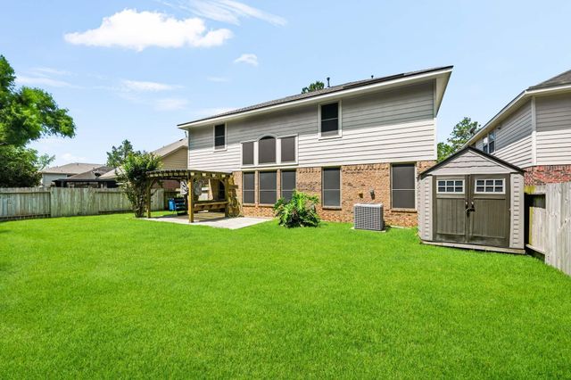 10031 Small Pebble Way, Humble, TX 77396