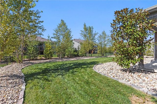 16728 W 170th Court, Olathe, KS 66062