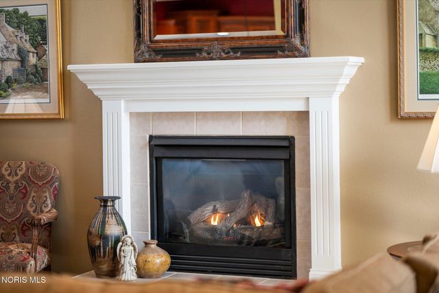 7906 Clover Creek Road, Maumee, OH 43537