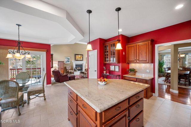 7906 Clover Creek Road, Maumee, OH 43537