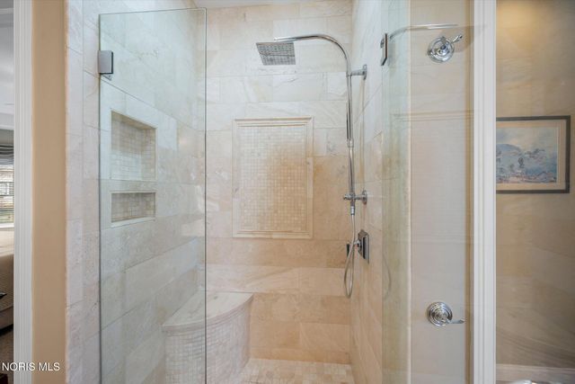 7906 Clover Creek Road, Maumee, OH 43537