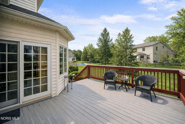 7906 Clover Creek Road, Maumee, OH 43537