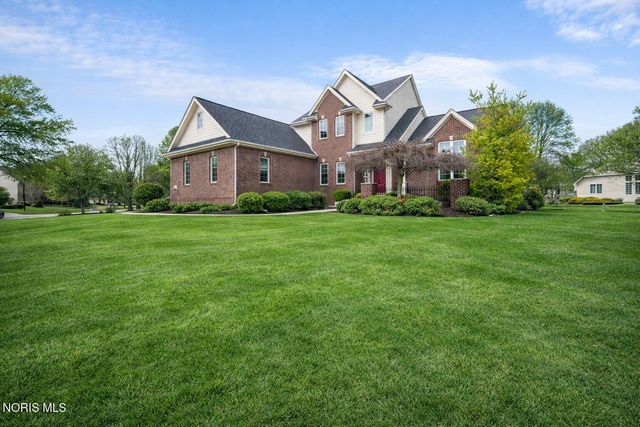 7906 Clover Creek Road, Maumee, OH 43537