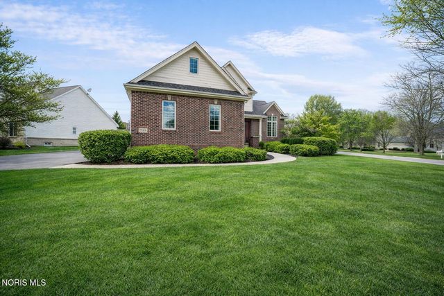 7906 Clover Creek Road, Maumee, OH 43537