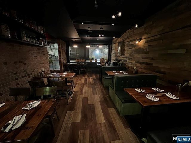 144 Main, Fort Lee, NJ 07024