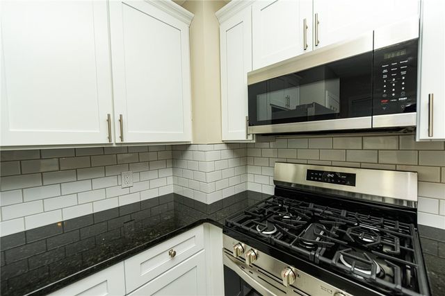 31 Wendhurst Drive, Greece, NY 14616