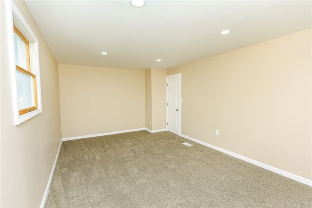 31 Wendhurst Drive, Greece, NY 14616