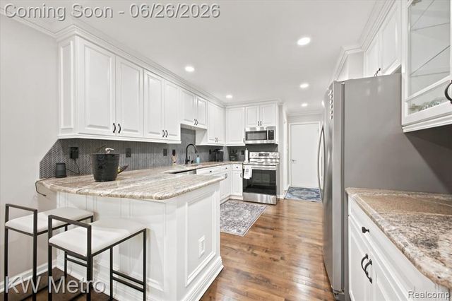 517 Macwilliams Lane, Royal Oak, MI 48067