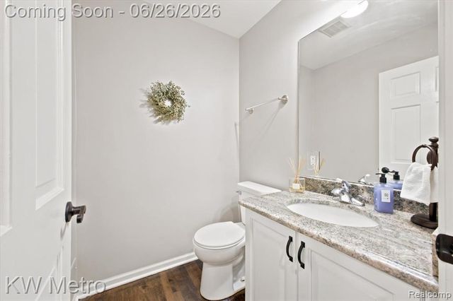 517 Macwilliams Lane, Royal Oak, MI 48067