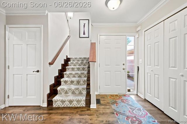 517 Macwilliams Lane, Royal Oak, MI 48067