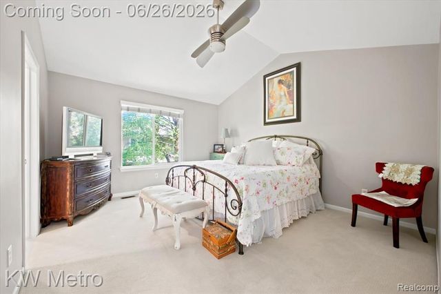 517 Macwilliams Lane, Royal Oak, MI 48067