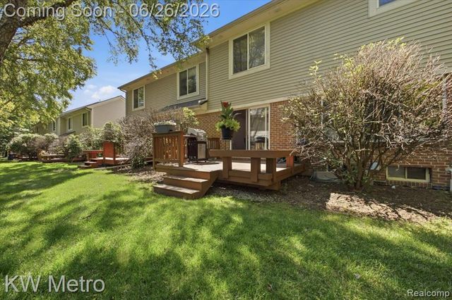 517 Macwilliams Lane, Royal Oak, MI 48067