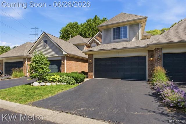 517 Macwilliams Lane, Royal Oak, MI 48067
