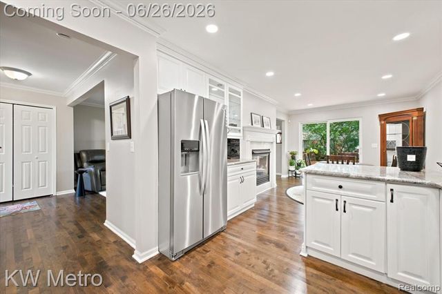 517 Macwilliams Lane, Royal Oak, MI 48067