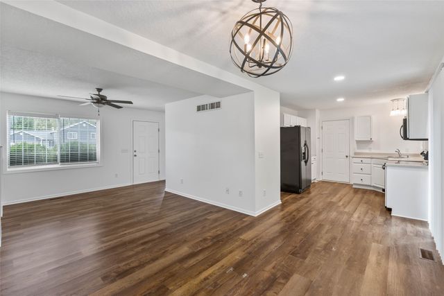 2420 Pine Court, Van Meter, IA 50261