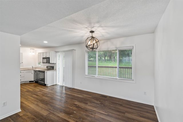 2420 Pine Court, Van Meter, IA 50261